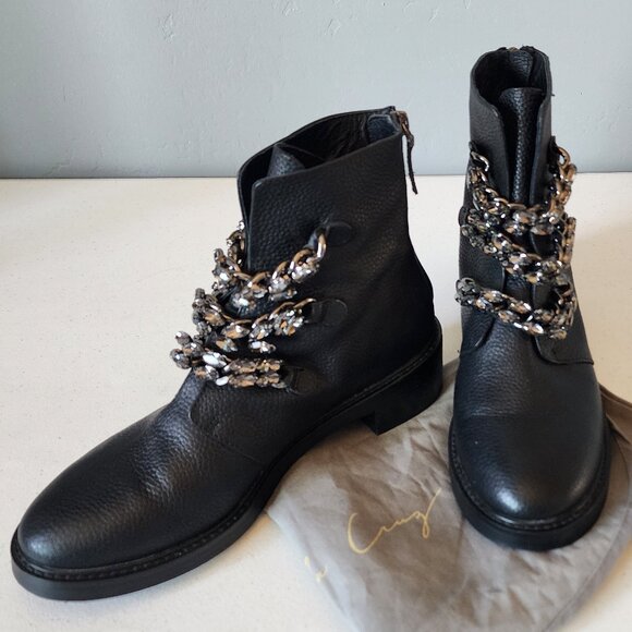 Lola Cruz Shoes - Lola Cruz Boots "EUC"